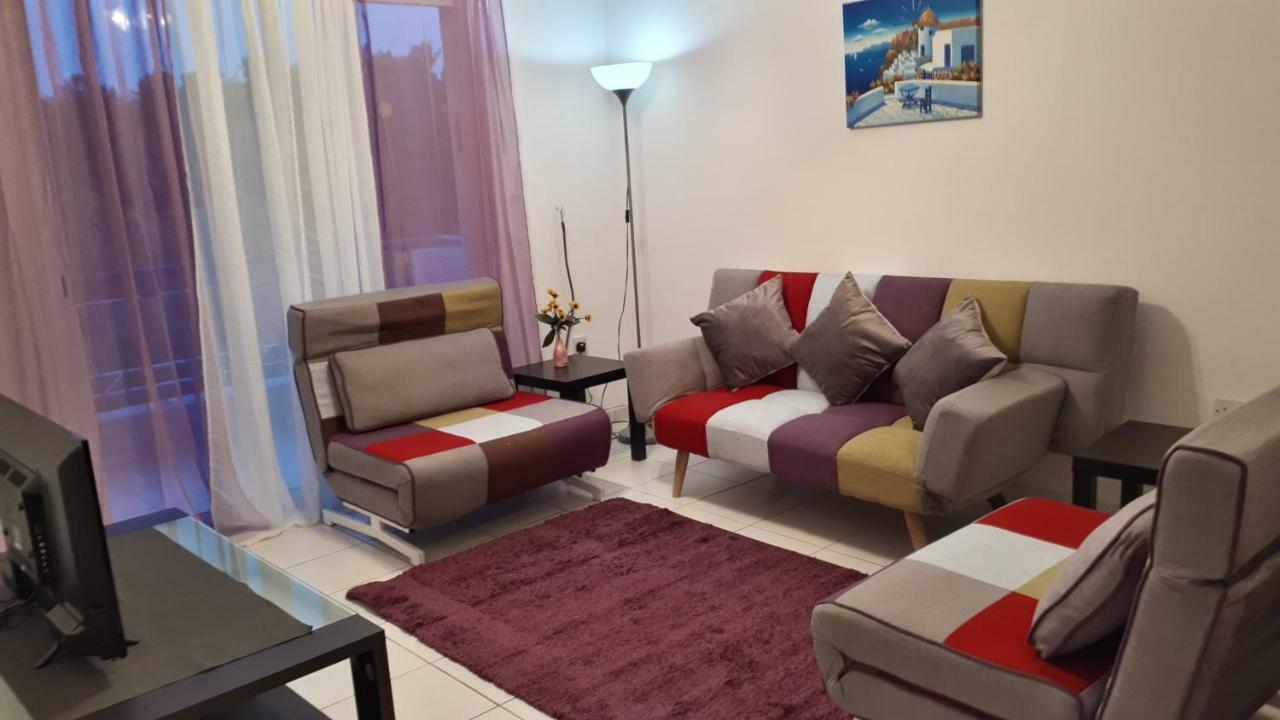Iris Village Holiday Apartment *