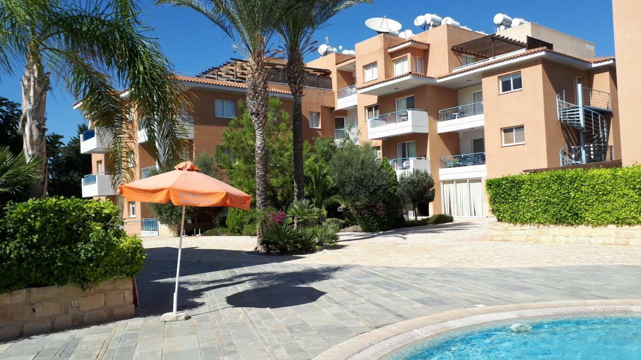 Iris Village Holiday Apartment *